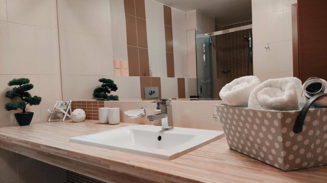 Nicole Apartment 多纳瓦利 外观 照片